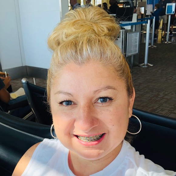 Meet your Posher, Magdelena - Picture 1 of 1